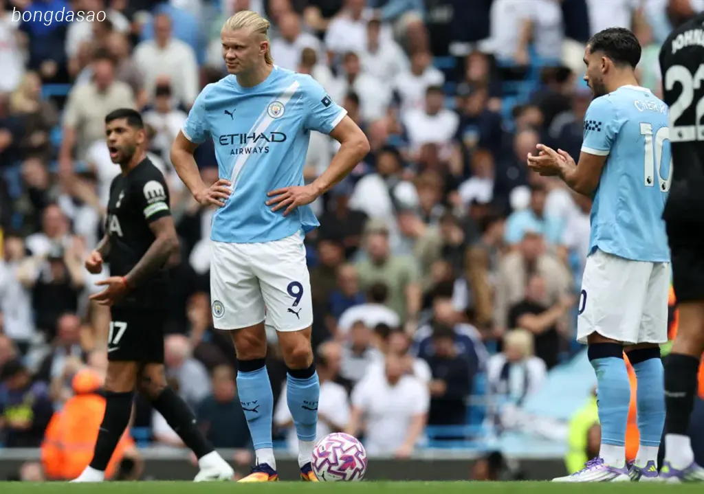 Kết quả vòng 2 Premier League: Man City lại thua Tottenham