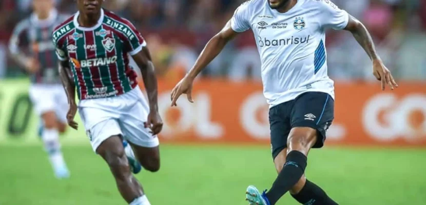 Soi kèo xiên ngày 03/08 Fluminense vs Gremio, VĐQG Brazil