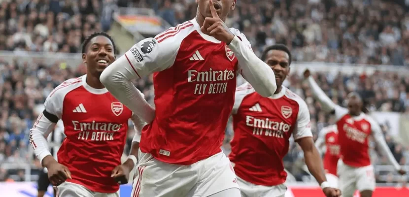 Kết quả bóng đá ngày 28/09: Arsenal bám sát LFC Liverpool