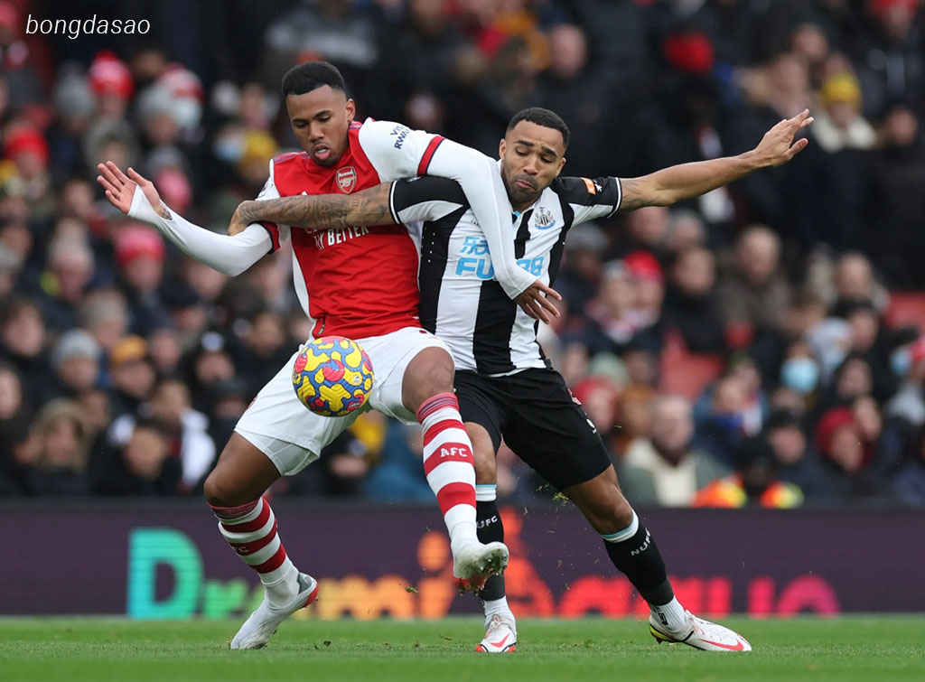 Soi kèo xiên ngày 28/09 Newcastle vs Arsenal, Premier League 