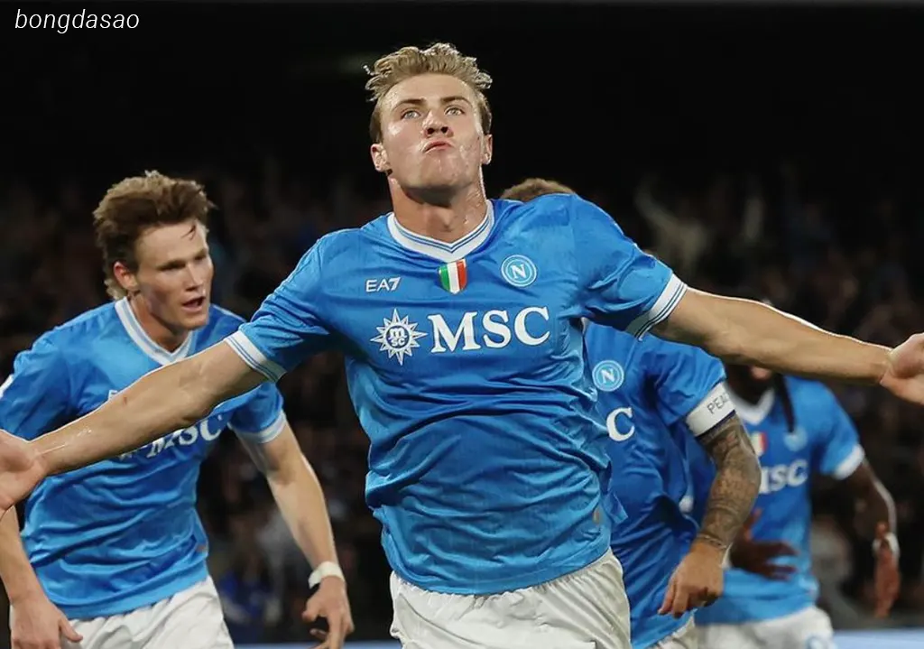 Kết quả bóng đá ngày 05/10: Napoli vs Genoa