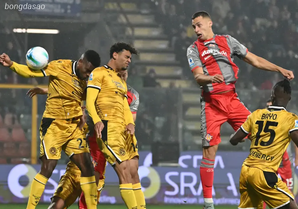 Kết quả bóng đá ngày 21/10: Cremonese vs Udinese