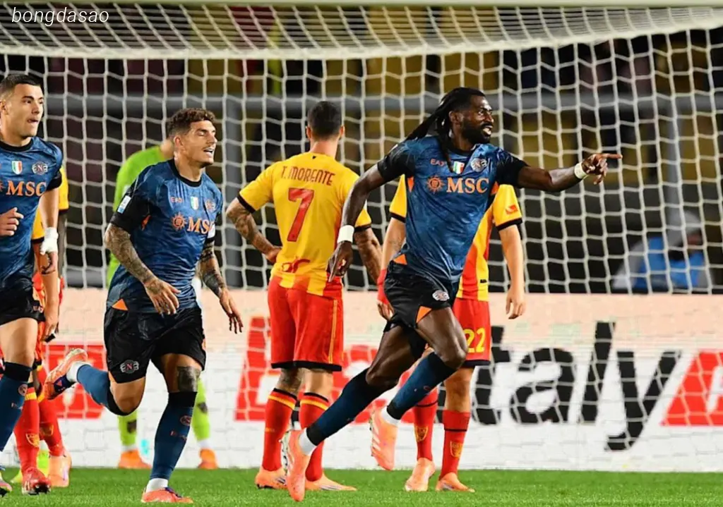 Kết quả bóng đá ngày 29/10: Napoli thắng nhọc Lecce