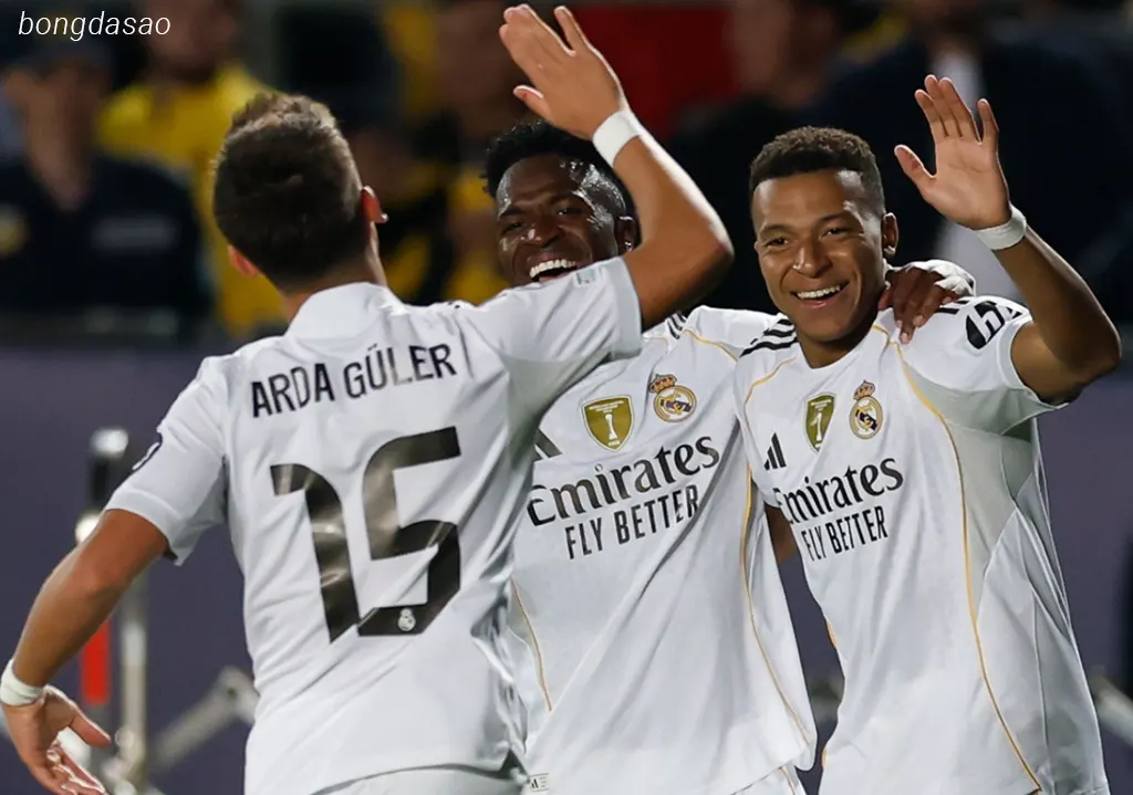 Kết quả bóng đá ngày 30/09: Real Madrid đại thắng tân binh