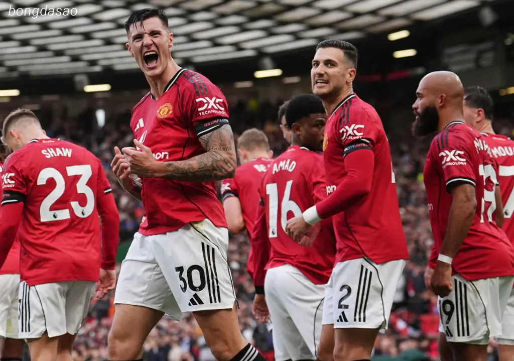 Thành Manchester trọn niềm vui