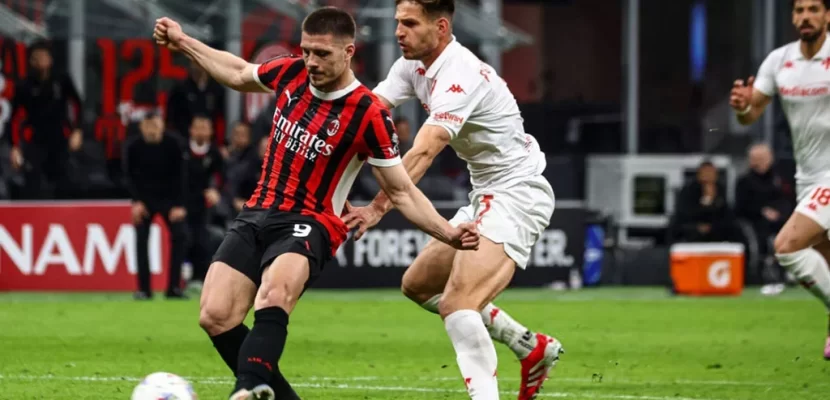 Soi kèo xiên ngày 20/10 AC Milan vs Fiorentina, Serie A