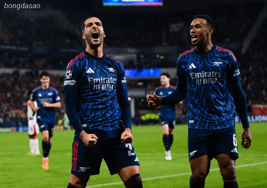 Kết quả bóng đá ngày 05/11: Slavia Praha vs Arsenal