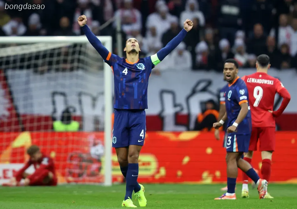 Kết quả bóng đá ngày 15/11: Ba Lan không thể hạ Hà Lan