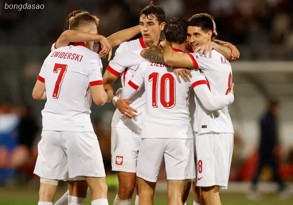 Kết quả bóng đá ngày 18/11: Malta vs Ba Lan
