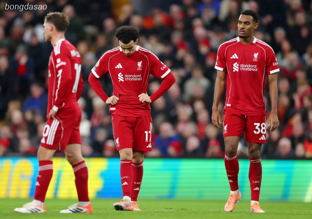 Kết quả Premier League ngày 22/11: LFC Liverpool lại thảm bại