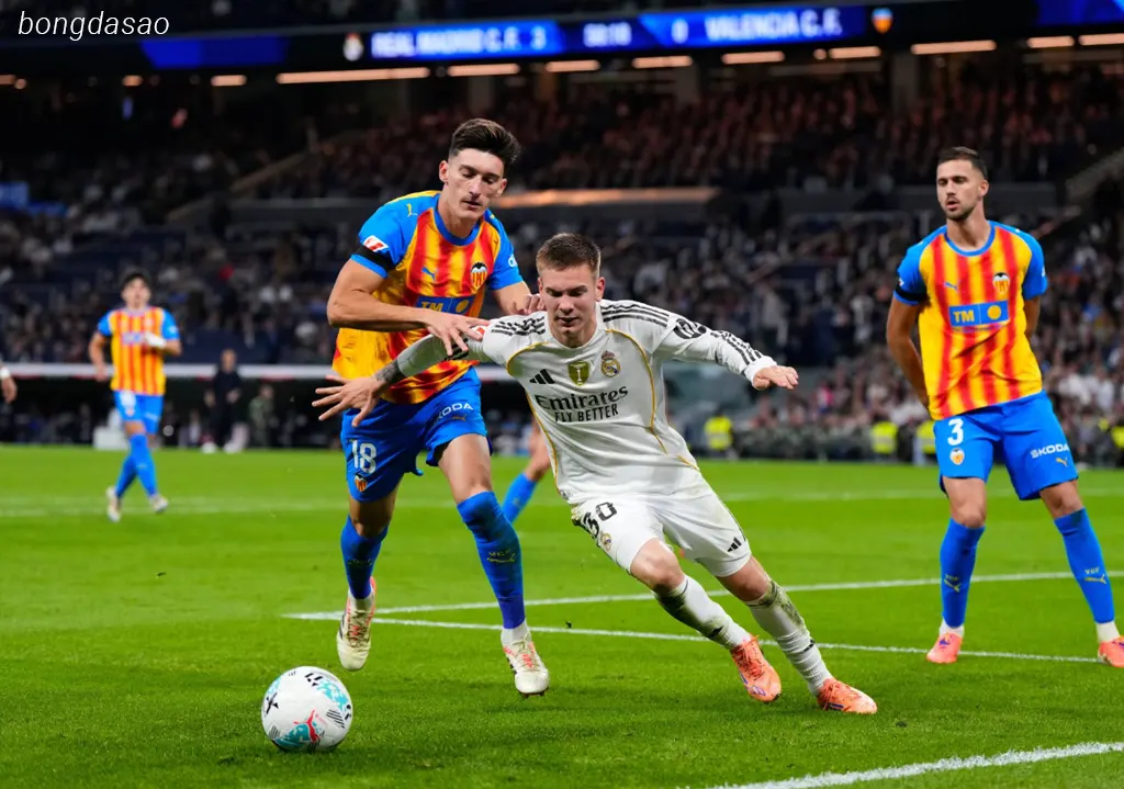 Kết quả vòng 11 La Liga: Real Madrid vs Valencia